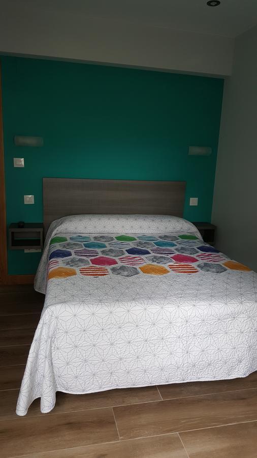 Hostal Rosi Ларедо Экстерьер фото